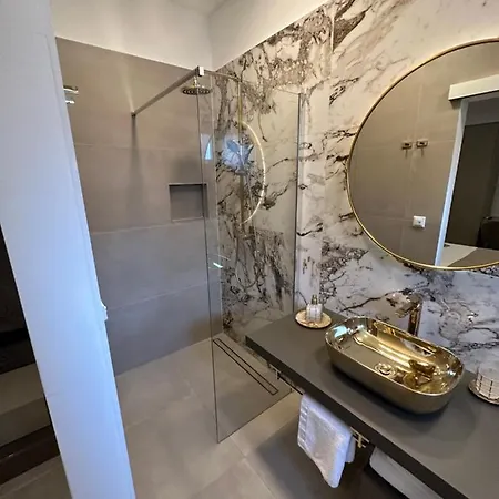 Apartment & Iris Zadar