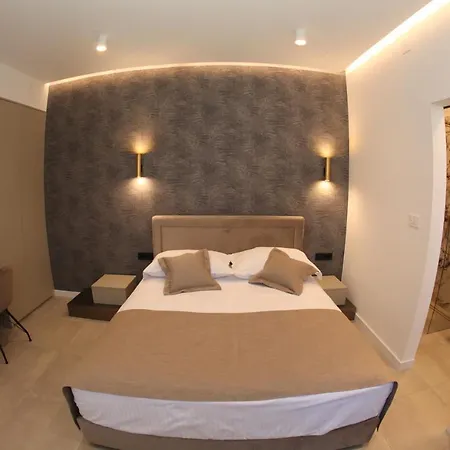 Apartment & Iris Zadar