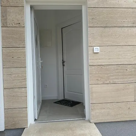 & Iris Lejlighed Zadar