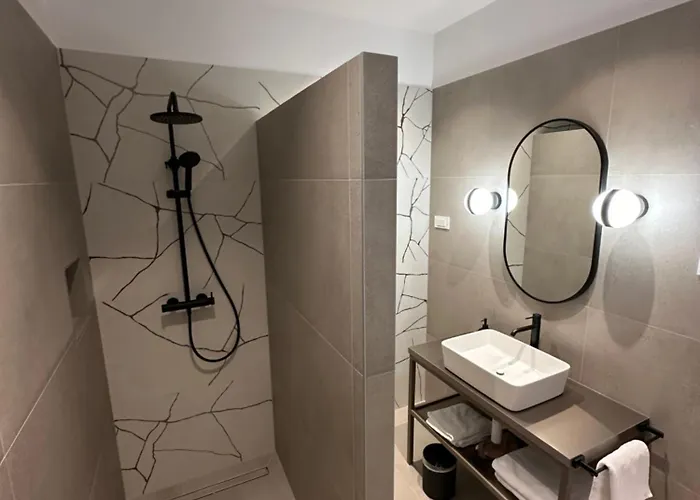 Διαμέρισμα & Iris